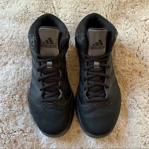 🏀 adidas isolation 2 black night metallic shoes🏀